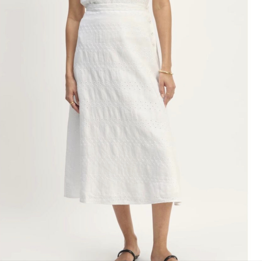 EVERLANE The Linen Eyelet A-Line Skirt